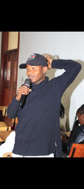 Clinton Mwangangi 